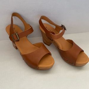 Funky KORKS by Kirk-Ease Tan Leather Clog Sandals sz 8